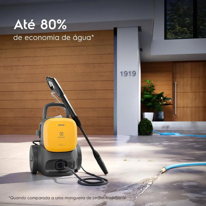 Lavadora de Alta Pressão Electrolux PowerWash 1400W com 1800PSI, Alça Retrátil, Engate Rápido, Bico Vario, Stop Total e Aplicador de Detergente 220V