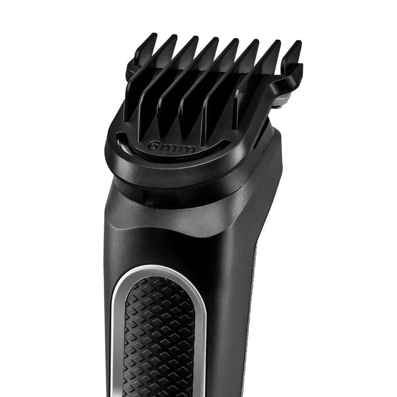 Aparador de Pelos Britânia BAP21P Multigroom 7 em 1 Sem Fio Preto - Bivolt